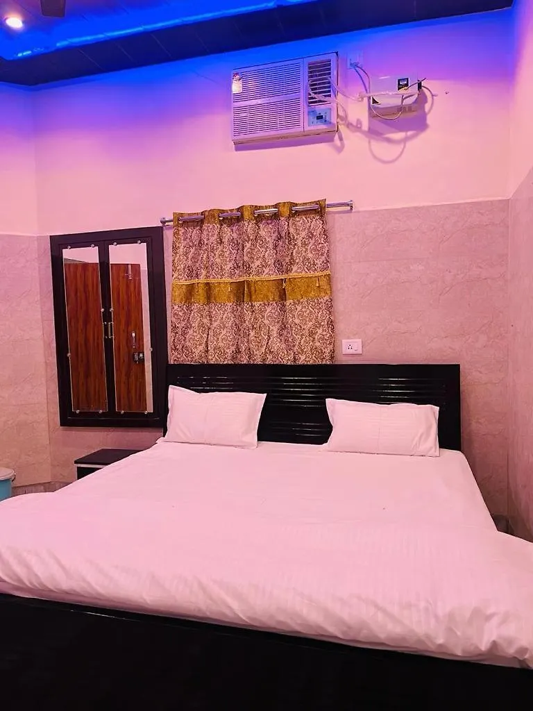Saroja Paying Guest House Benares 0*,