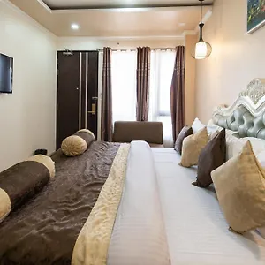 3* Bed & Breakfast Shree Ganesha Palace Near Kashi Vishwanath Temple